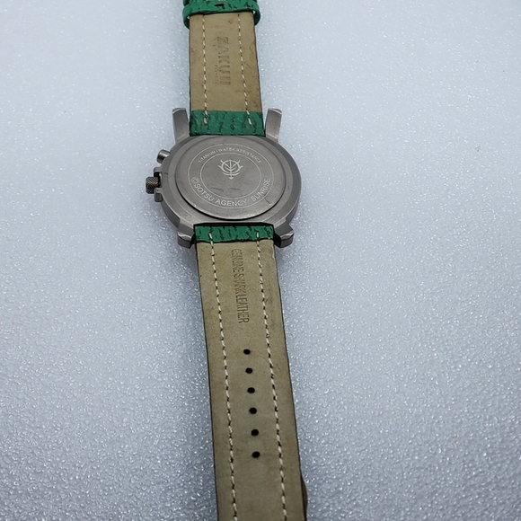 Gundam Titanium Shark Leather LImited MS-06F ZAKU II JDM Green Silver Red Watch - Picture 5 of 10